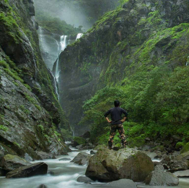 Don’t Date A Guy Who Travels Trekraw